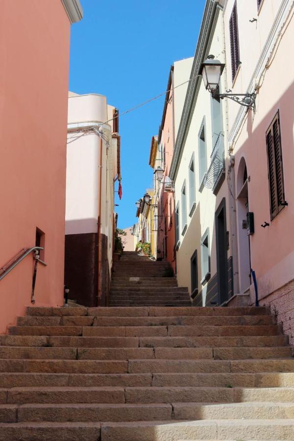 Clelia'S Boutique Rooms & Suites La Maddalena  Exteriör bild